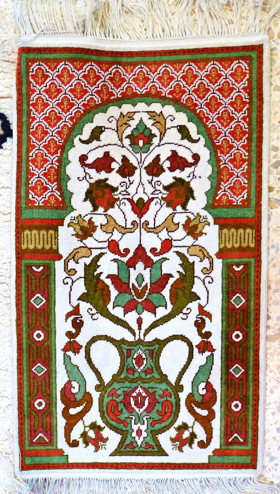 Kairouan Prayer Rug — Vase & Blossoms
